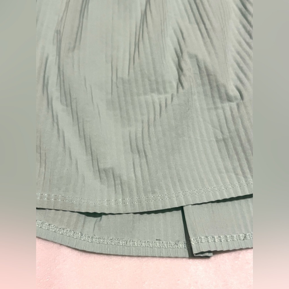All in Motion Light Green Girls Pleated Skirt w/ Shorts and Pockets Skort Sz 14 - Picture 3 of 11